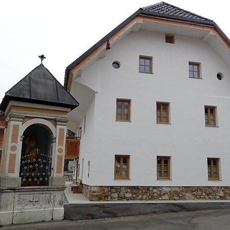 Apartmaji Pri Marodnu Bohinj ภายนอก รูปภาพ