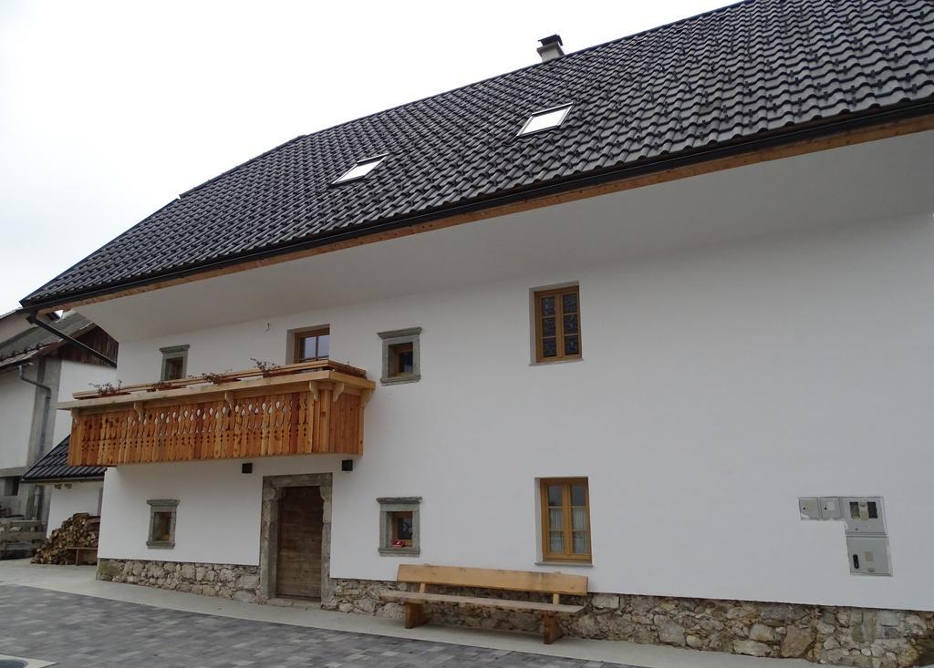 Apartmaji Pri Marodnu Bohinj ภายนอก รูปภาพ
